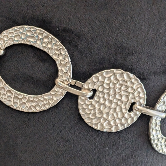 Chico's Pebbled Silver Tone Chain Belt, 50" - Picture 3 of 11